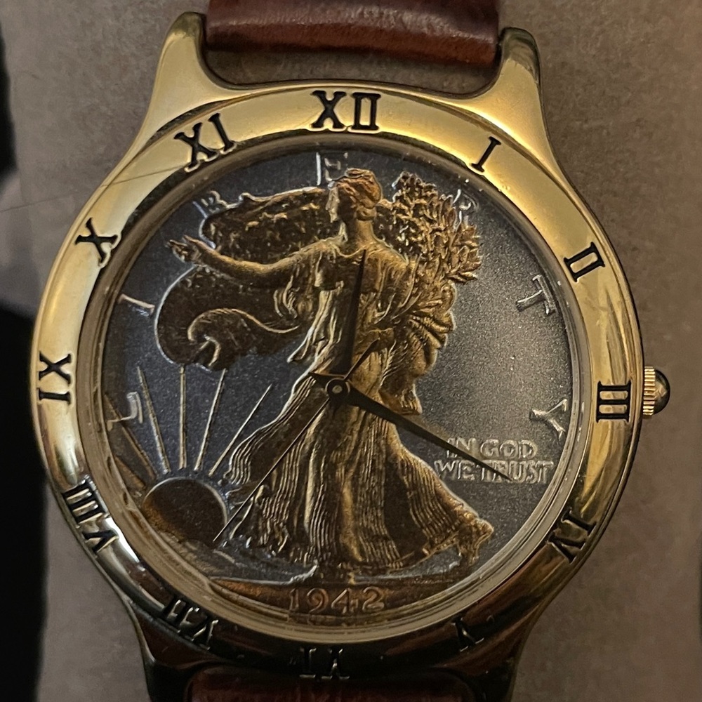 RARE 1945 U.S MINT LIBERTY SILVER COIN MEN WATCH NEW -TWO TONE